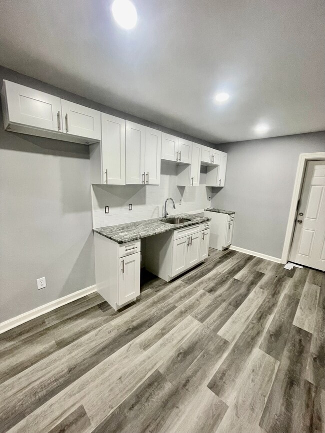 Photo - 3901 Poplar St- Townhome