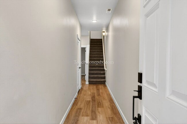 Building Photo - 3859 SE 92nd Ave