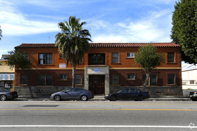 Foto del edificio - 521 N Avalon Blvd