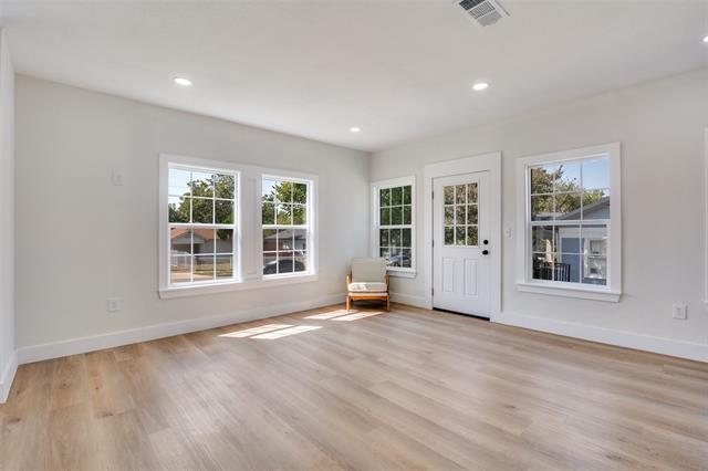 Foto del edificio - 718 Grandview Ave