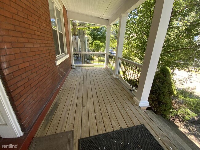 Foto del edificio - 5422 Howe St