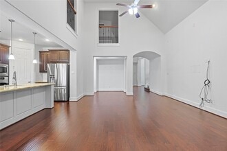 Building Photo - 5919 Solara Ledge Ln