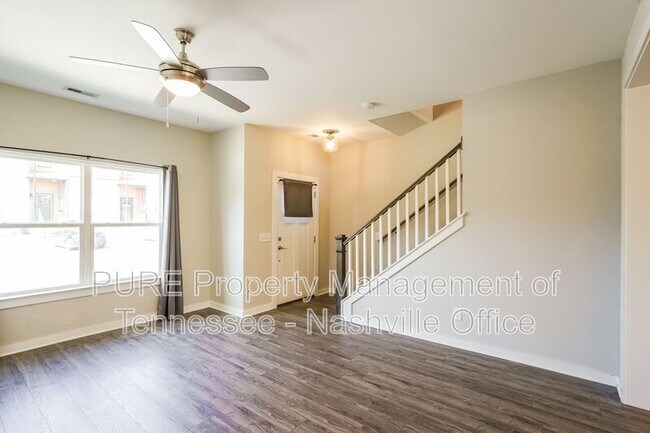 Foto del edificio - 2402 Danilynn Dr