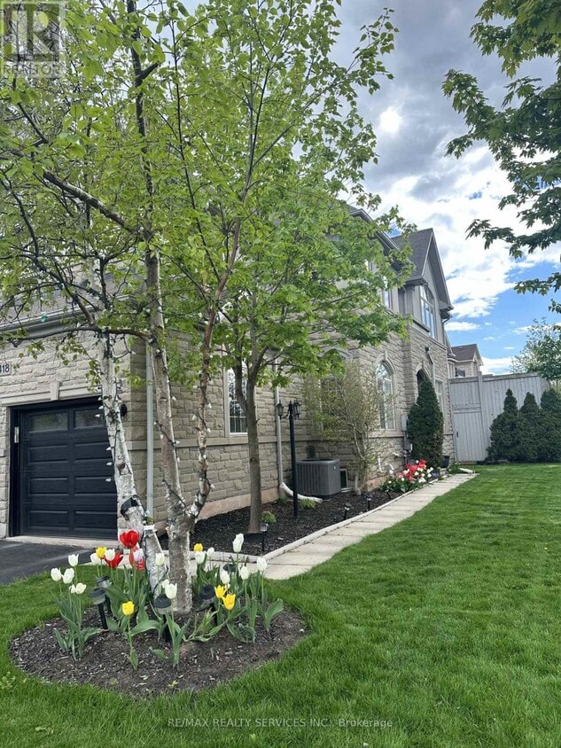 Primary Photo - 2418 Wasaga Dr