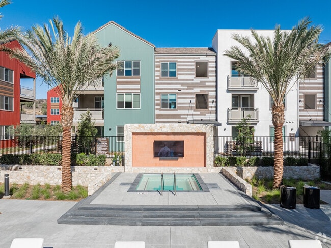 Building Photo - Norco Valley