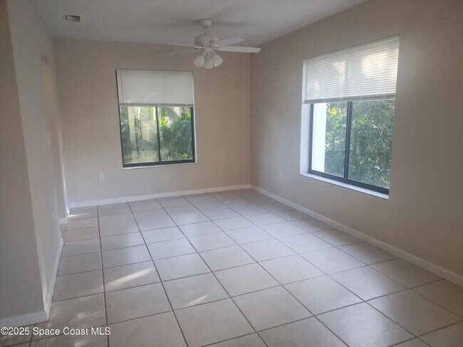 Building Photo - 200 International Dr