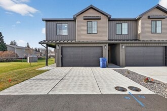 Building Photo - 520 N 4th St