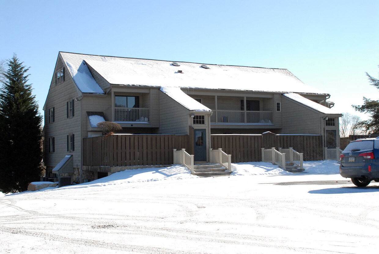 Foto del edificio - 280 Spring Hill Ln