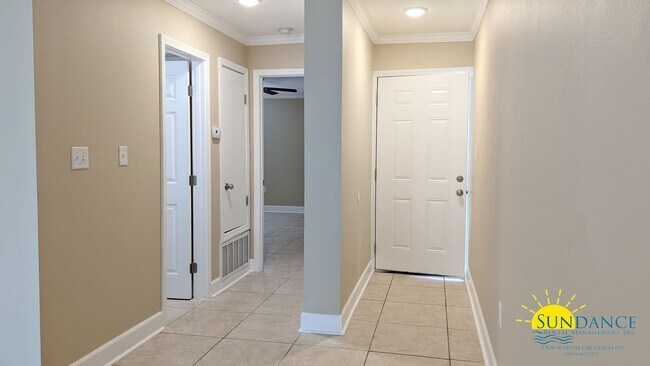 Building Photo - Adorable 2 Bedroom Condo in Fort Walton Beach