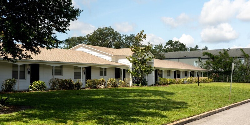 Foto principal - 1924 Lanier Ct