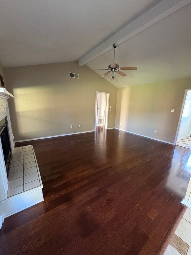 Foto del edificio - Beautiful 3 Bedroom Home in South Bossier