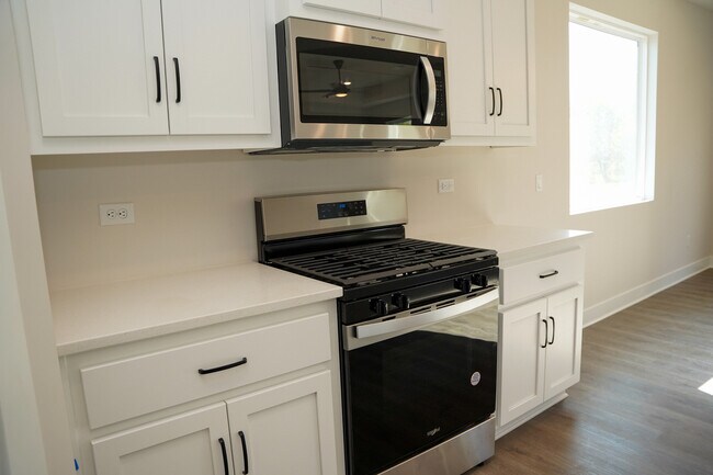 Building Photo - 20680 S Barker St