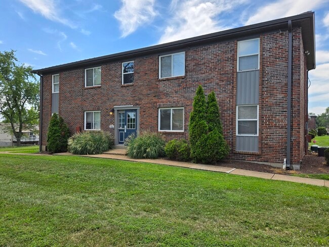 Building Photo - Yorktowne Apartments