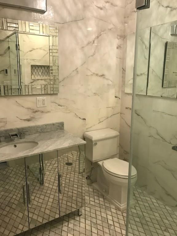 Foto del edificio - 133 E 65th St