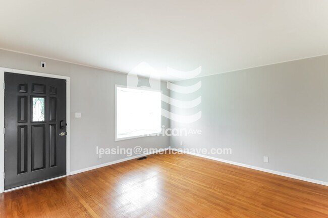 Building Photo - 5116 Red Fern Rd