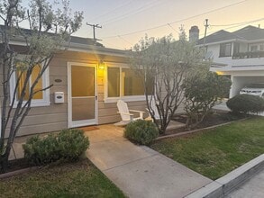 Building Photo - 621 Larkspur Ave