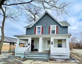 Building Photo - 1627-1627 E 31st St