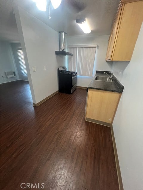 Building Photo - 221 N San Gabriel Ave