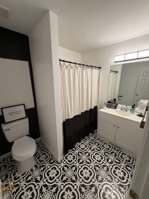 Foto del edificio - 6811 Sawmill Cir