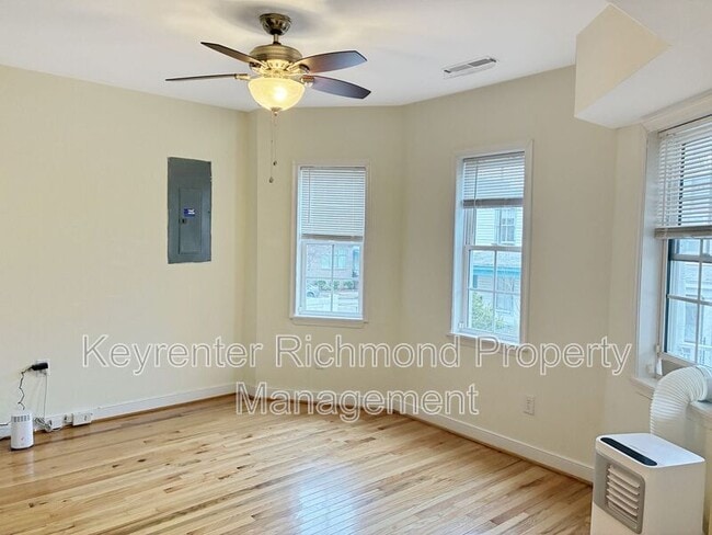 Photo - 2003 Cedar St House