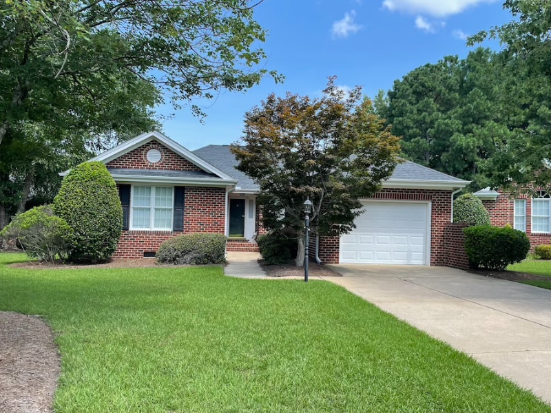Primary Photo - 1007 Loganberry Ct
