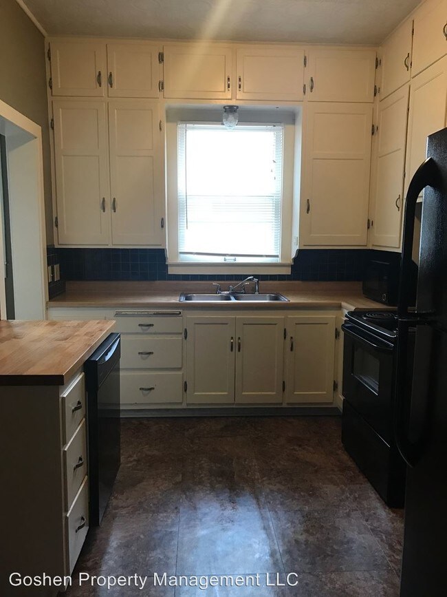 Building Photo - 3 br, 2 bath House - 1919 N Park Place