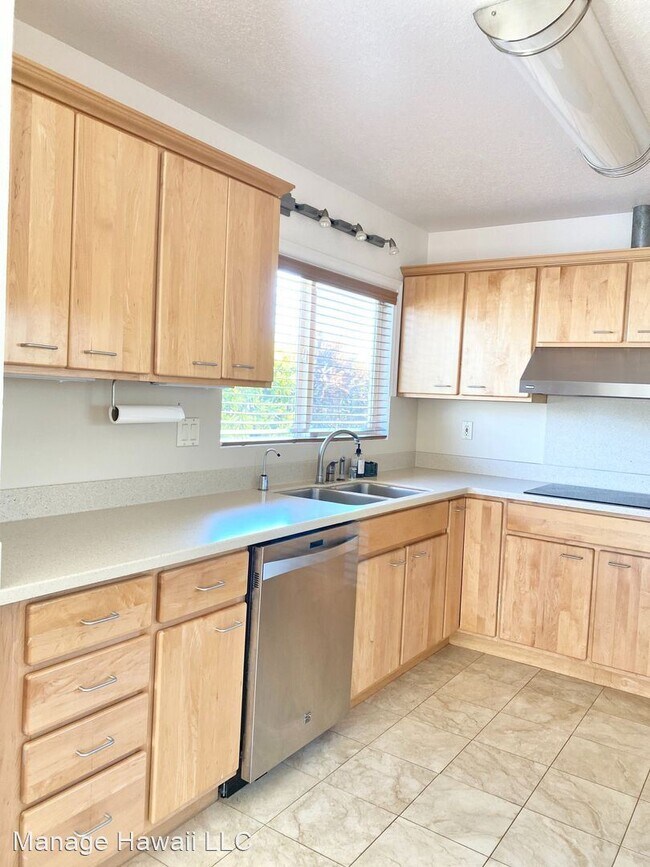 Building Photo - 4 br, 2 bath House - 94-818 Nolupe Street