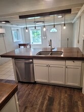 Building Photo - 327 S Hocker Ave