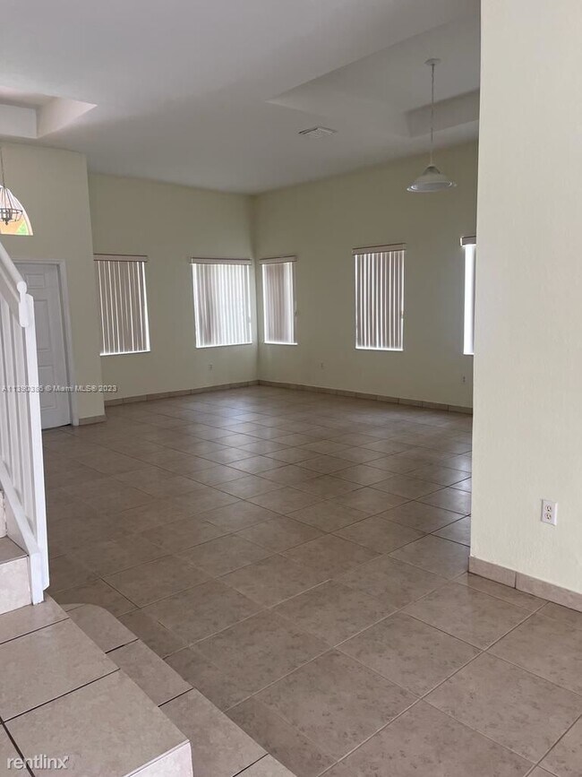Foto del edificio - 4 br, 3 bath House - 1423 NE 40th Rd