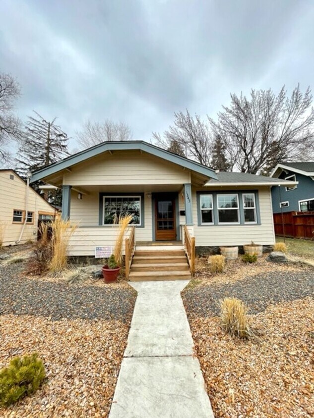 Primary Photo - Adorable 1 Bed/1 Bath with River views!