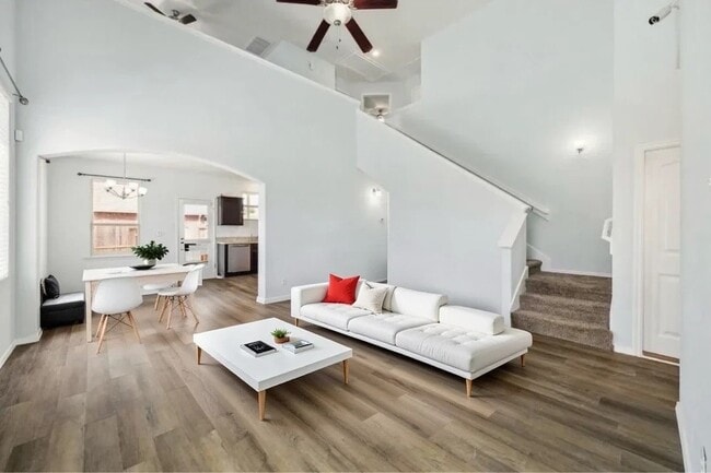 Foto del edificio - 5307 Little Jasmine Way