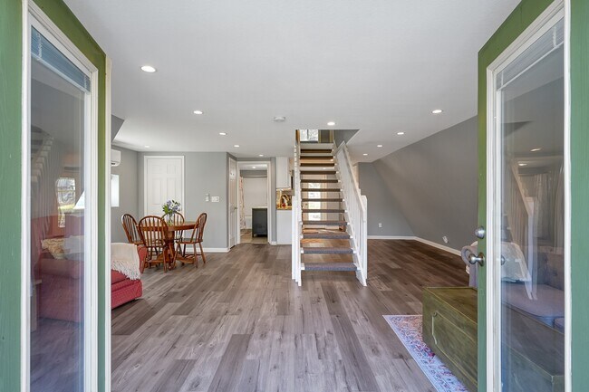 Foto del edificio - 1500 W Pine Lake Cir