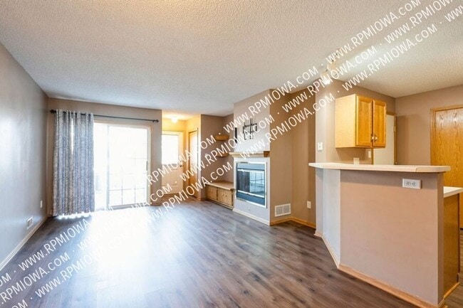 Foto del edificio - 1321 SE Delaware Ave