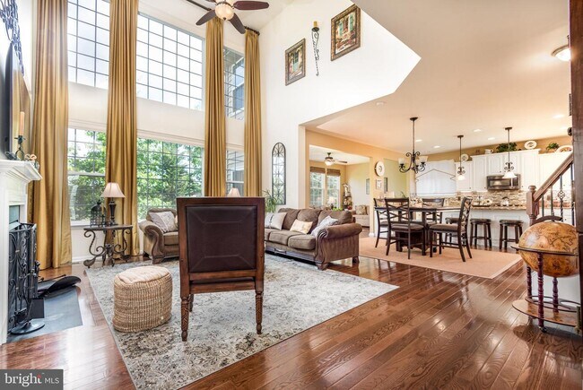 Building Photo - 13908 Barrymore Ct