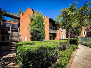 Building Photo - 17119 W Bernardo Dr