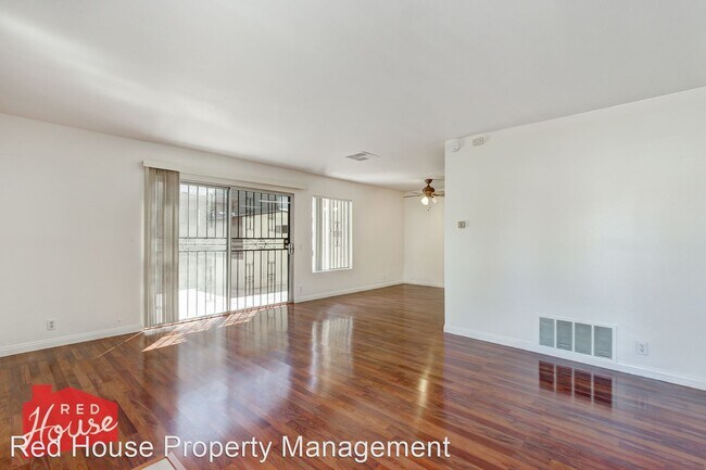 Foto del edificio - 3 br, 2 bath House - 2412 Adirondack Row #3