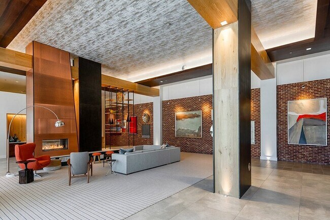 Interior Photo - The Point at Rise