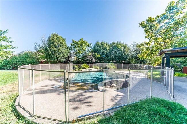 Foto del edificio - 1913 Bradford Pear Square