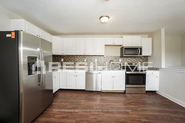 Foto del edificio - 4942 Carry Back Lane