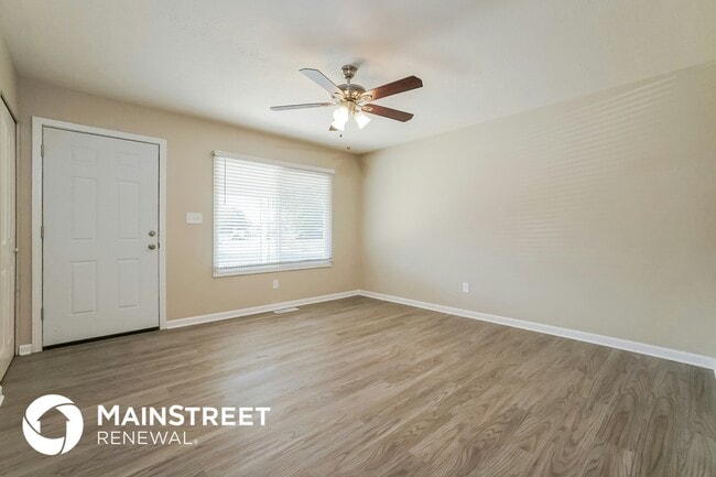 Building Photo - 524 Harland Dr