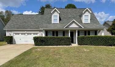 Building Photo - 5234 Woodpecker Dr