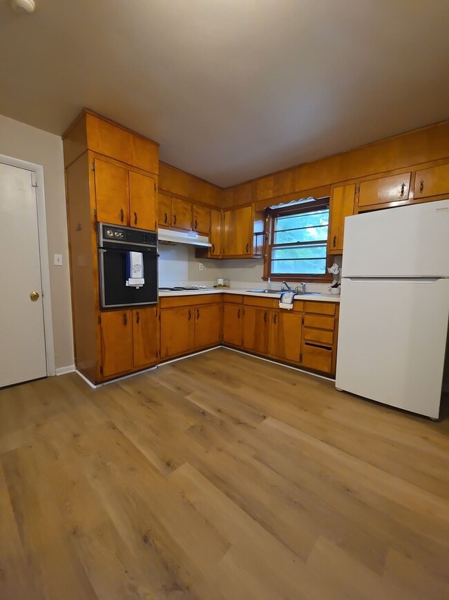 Foto del edificio - 4504 Sparkman Dr NW