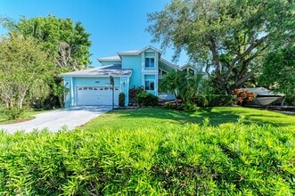 Building Photo - 8102 17th Ave W