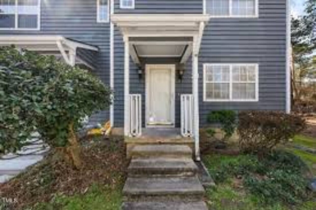 Foto principal - Home Available for Rent