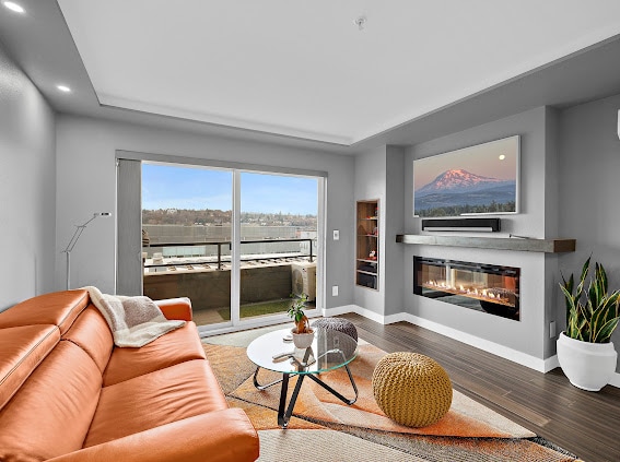 Photo - 1504 Aurora Ave N (Seattle, WA)