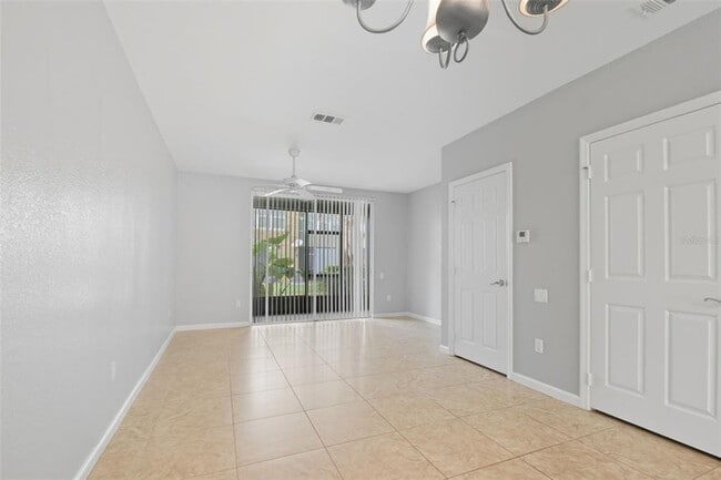Building Photo - 1450 Stockton Dr