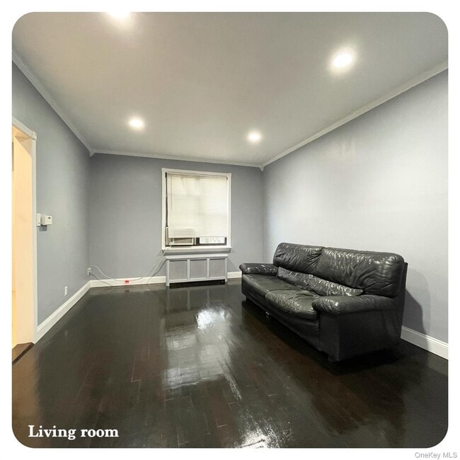 Building Photo - 48-41-48-41 41st St