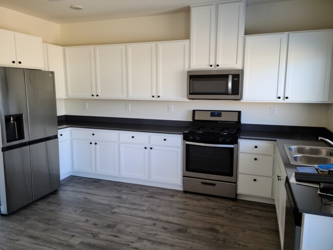 Building Photo - 8839 Trifid St