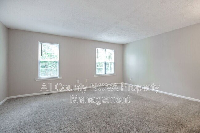 Foto del edificio - 45 Dove Tree Ct