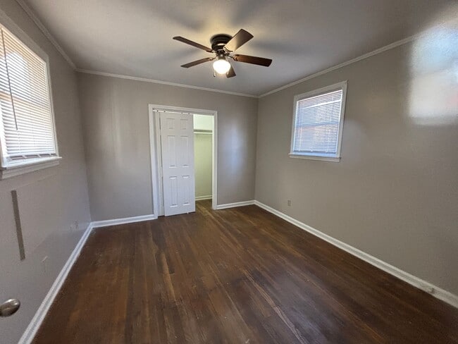 Foto del edificio - 3733 Vernon Ave